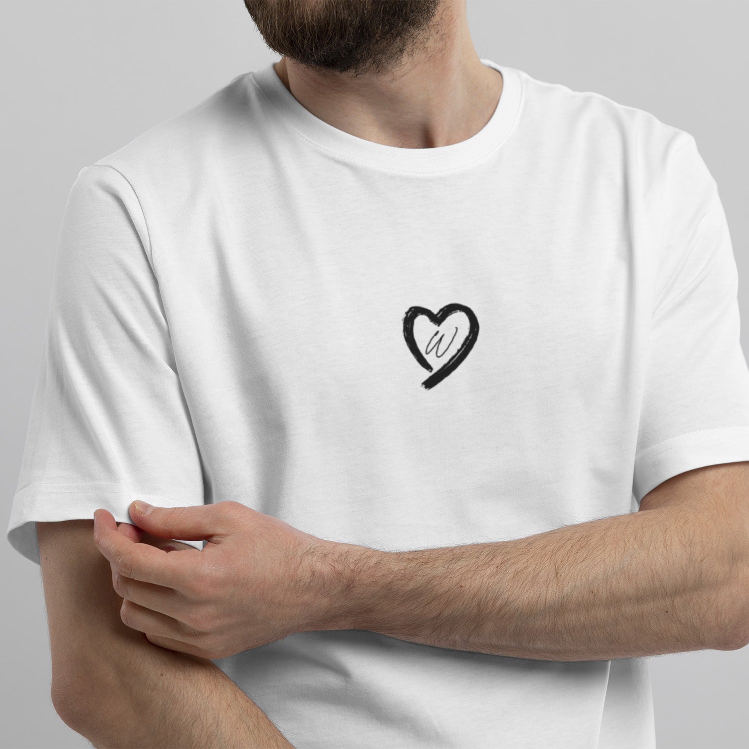 Maglietta Personalizzata con Cuore e Iniziale