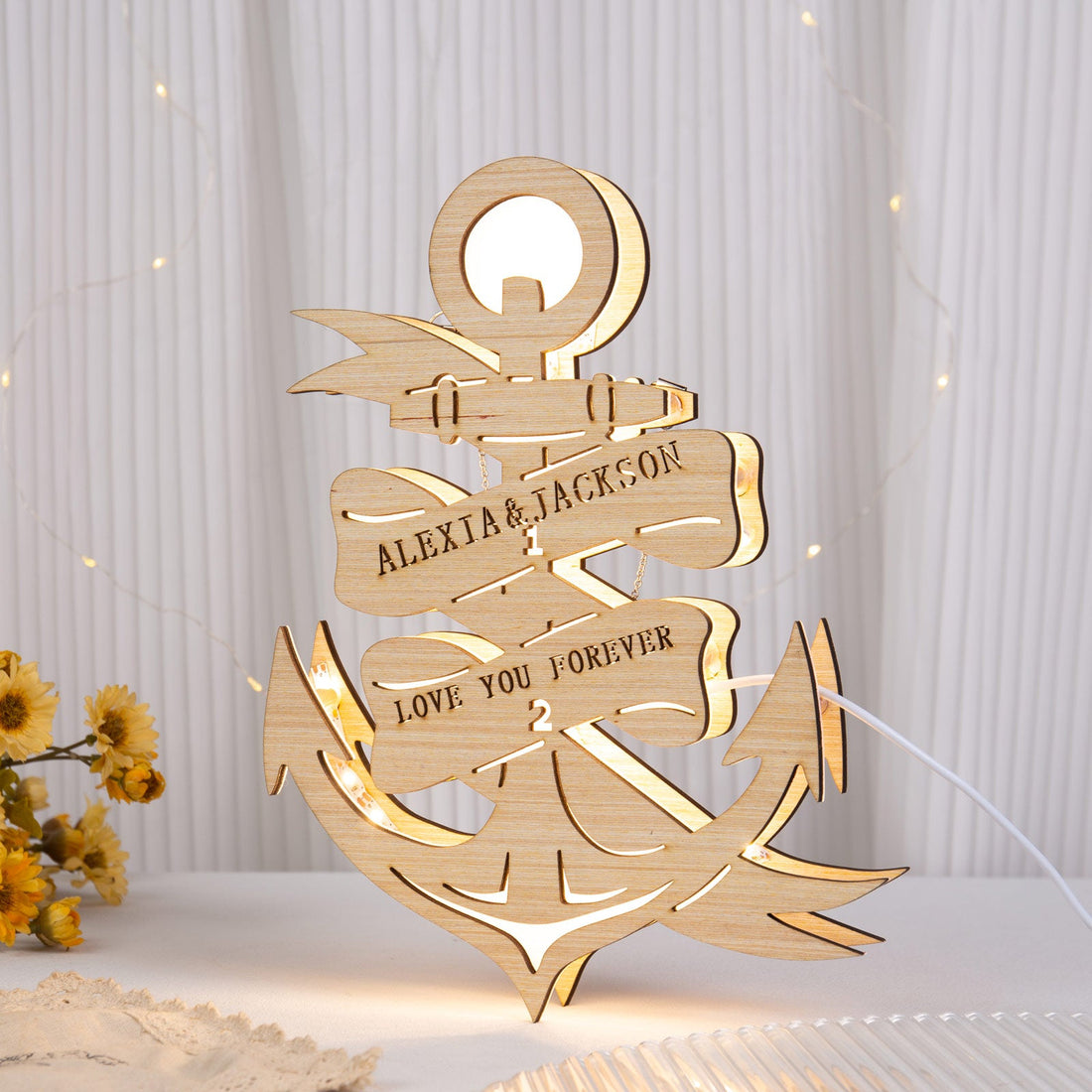 Luce Notturna in Legno Personalizzata con Nomi Incisi